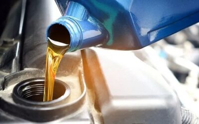 Cómo cambiar el aceite del coche: consejos y pasos a seguir