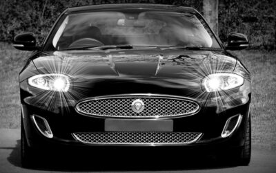 Consejos para cuidar las luces de tu coche y conducir con seguridad